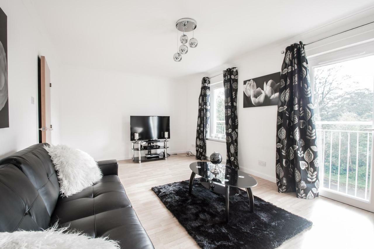 Orange Town House - Shaw Road, Only 6 Minutes To City Centre Aberdeen Dış mekan fotoğraf