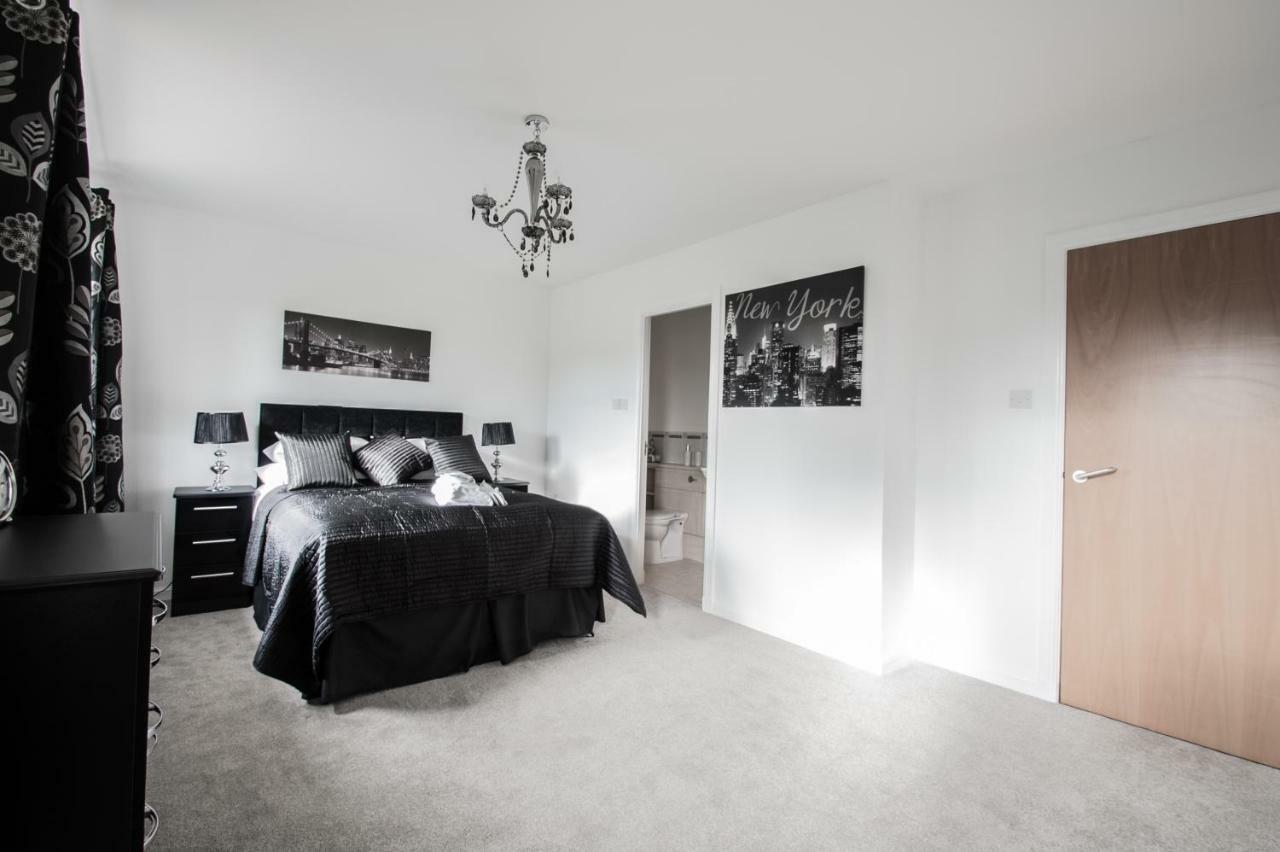 Orange Town House - Shaw Road, Only 6 Minutes To City Centre Aberdeen Dış mekan fotoğraf